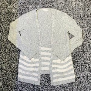 6/$25!! Maurices gray and white stripped cardigan